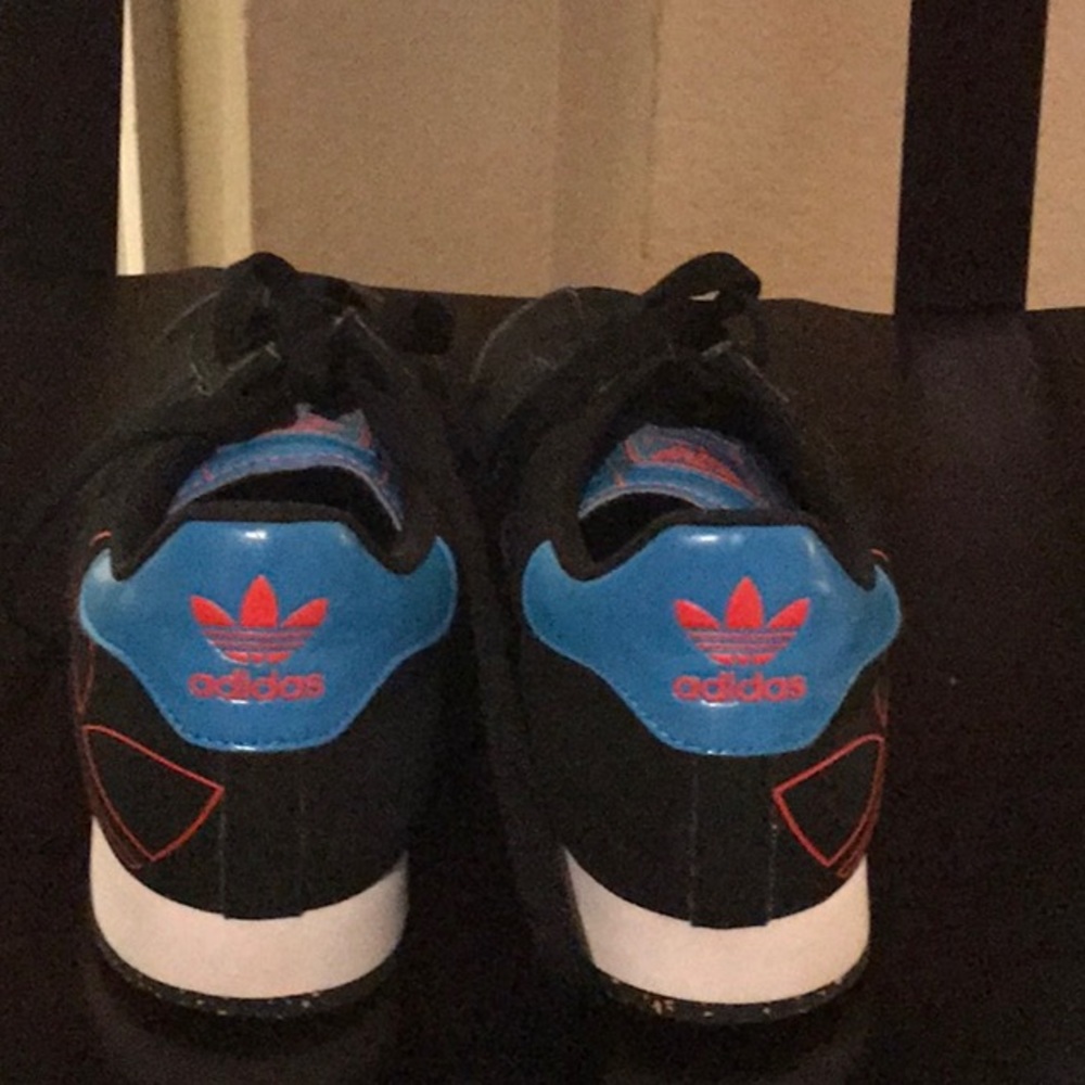 Shoes - Picture 2 of 2